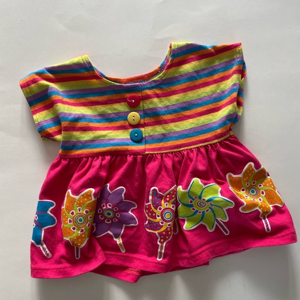 Vibrant Vintage Pinwheel Top 2T - Picture 7 of 7